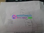 Cần bán đất ngõ 52/11/76 gia quất, thượng thanh, long biên, hà nội thuộc tổ 6 thượng thanh diện tích 111m hướng đông, ngõ thoáng 2m, cách đường chính gia quất 100m, oto đỗ cách nhà 30m Mặt tiền 6,4m, nở hậu Khu vực dân trí cao, gần trường học, ủy ban, chợ
